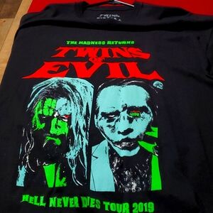 Twins of Evil HND Tour 2019 Graphic T-shirt size 3 xL